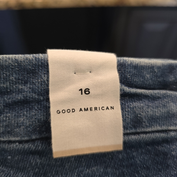 Good American Dark Blue Flare Jeans - Picture 5 of 10